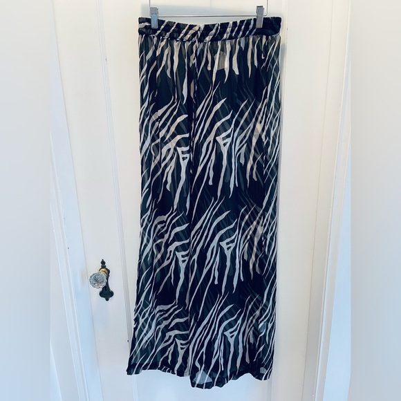 NWT palazzo pants Sz L/XL - Picture 1 of 2